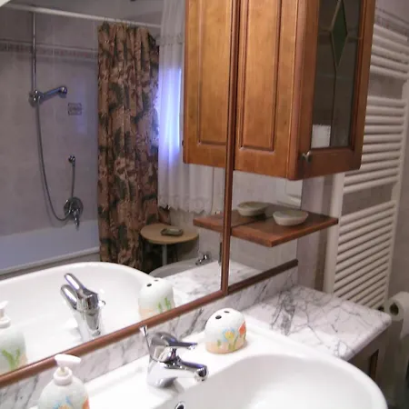 Angolo Segreto * Velence