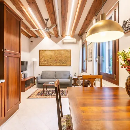 Angolo Segreto * البندقية
