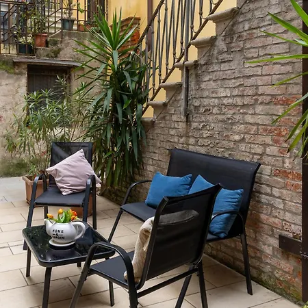 Angolo Segreto البندقية